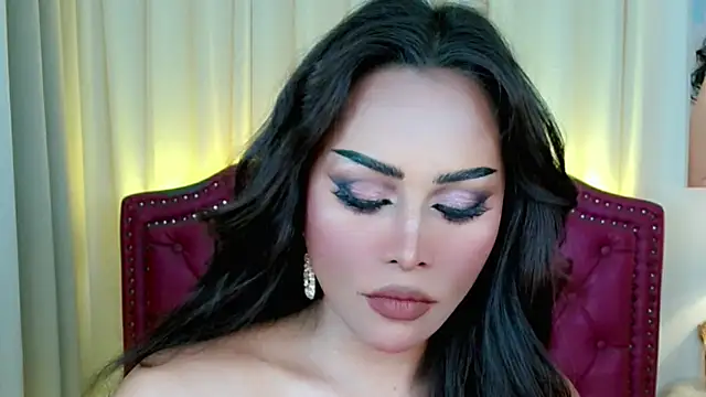 Snapshot of DreamLADYBOY chatting on 06.11.26 DreamLADYBOY online show from 06.11.26