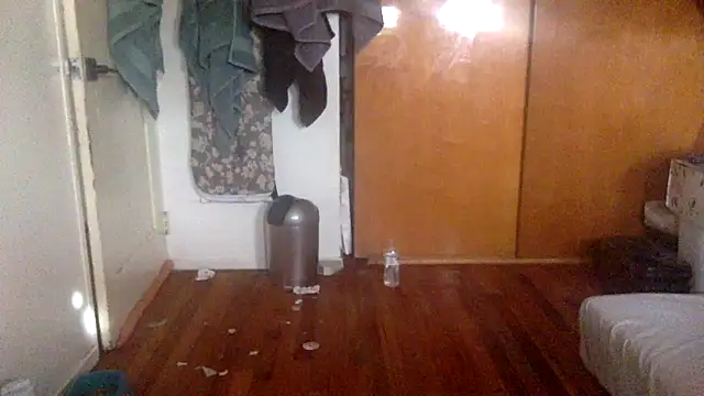 Snapshot of BIG-CkD_F chatting on 01.22.25 BIG-CkD F online show from 01.22.25