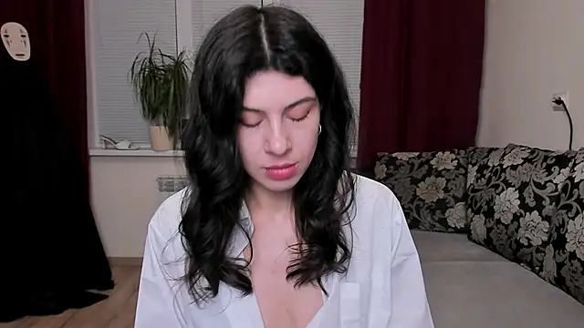 MolagAnna online show from 03.13.25