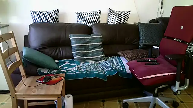 Snapshot of HETEREOMAN chatting on 09.14.25 HETEREOMAN online show from 09.14.25