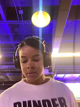 trianawhite online show from 12.03.24