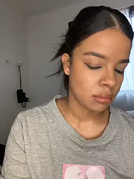 trianawhite online show from 12.16.24