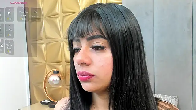 Snapshot of melani_dream chatting on 06.19.26 melani dream online show from 06.19.26