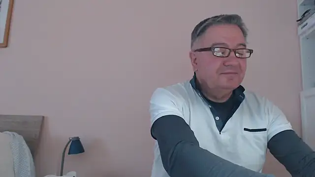 YOU6me online show from 02.17.25