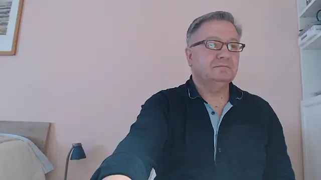 YOU6me online show from 03.04.25