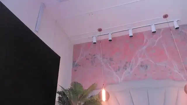 Snapshot of ValerySex_ chatting on 05.17.26 ValerySex online show from 05.17.26