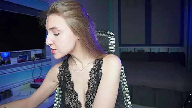 CassiaBlade1 online show from 09.27.25