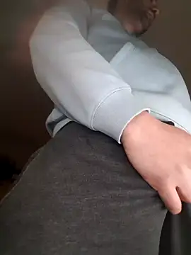 Snapshot of Lucas1andOnly4Girl chatting on 02.22.25 Lucas1andOnly4Girl online show from 02.22.25