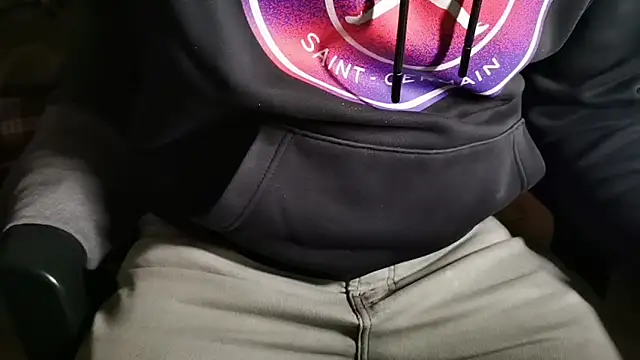 Snapshot of Lucas1andOnly4Girl chatting on 02.18.26 Lucas1andOnly4Girl online show from 02.18.26