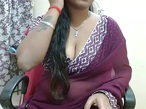 LovingPihu online show from 04.09.26