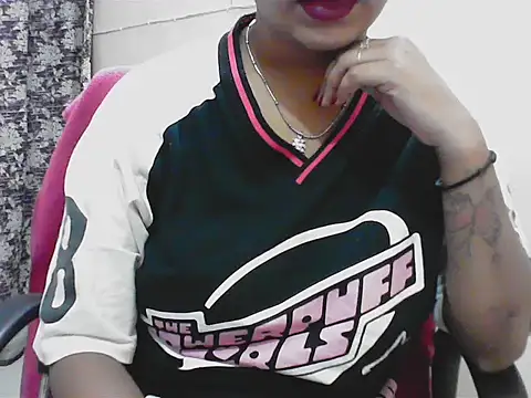 Snapshot of LovingPihu chatting on 05.14.26 LovingPihu online show from 05.14.26