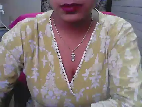 Snapshot of LovingPihu chatting on 06.05.26 LovingPihu online show from 06.05.26