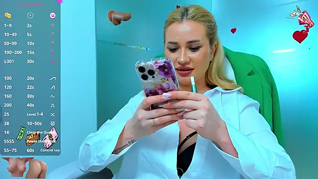 sassy madeline online show from 03.14.25