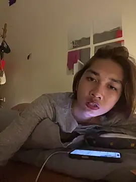 Snapshot of SweetCumFrancine chatting on 04.30.26 SweetCumFrancine online show from 04.30.26