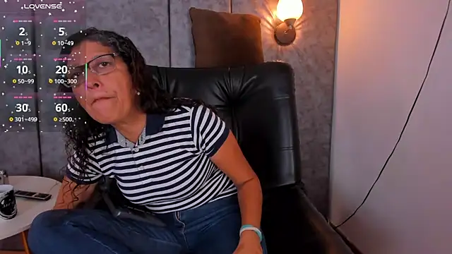 Keyla Milf online show from 06.10.26