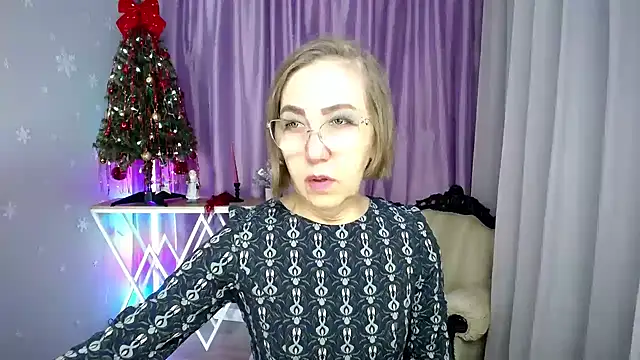 Snapshot of queen_a_n_i chatting on 01.14.26 queen a n i online show from 01.14.26