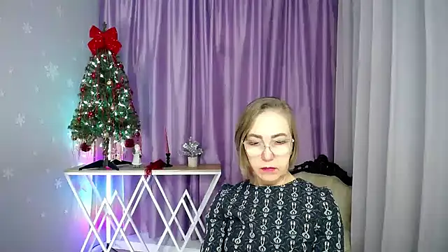 Snapshot of queen_a_n_i chatting on 01.16.26 queen a n i online show from 01.16.26