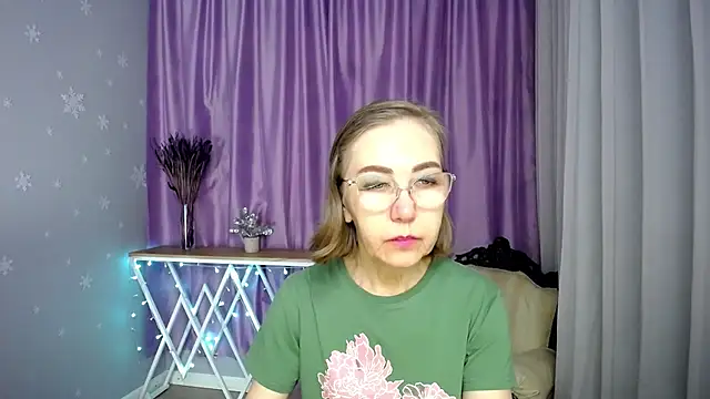 queen a n i online show from 05.07.26
