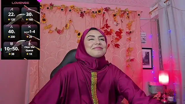 Snapshot of DarshaKhemu chatting on 01.17.25 DarshaKhemu online show from 01.17.25