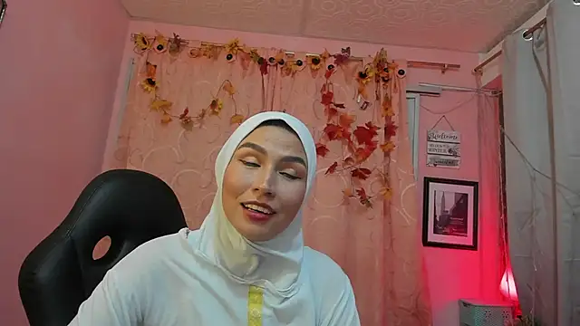 Snapshot of DarshaKhemu chatting on 09.08.25 DarshaKhemu online show from 09.08.25