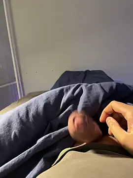 Snapshot of alonglongdidong chatting on 03.17.26 alonglongdidong online show from 03.17.26