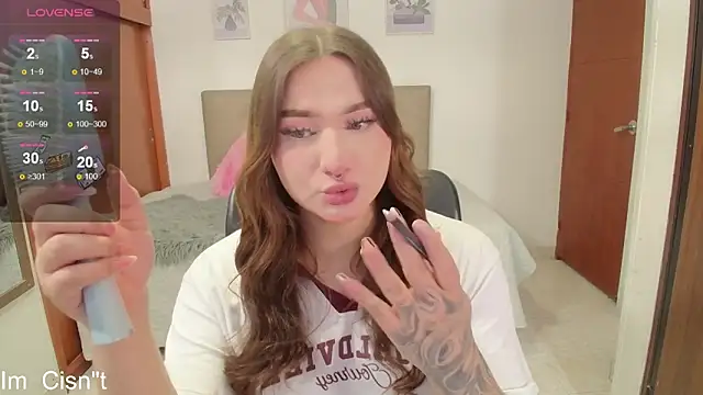 Miley Baker online show from 02.21.25