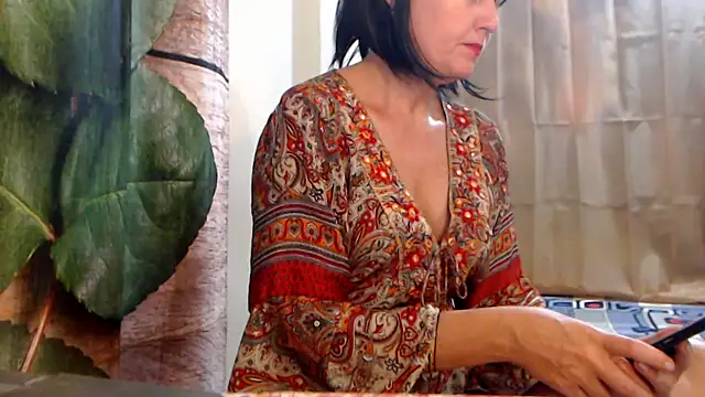 Snapshot of FUN4TIPS chatting on 01.06.26 FUN4TIPS online show from 01.06.26