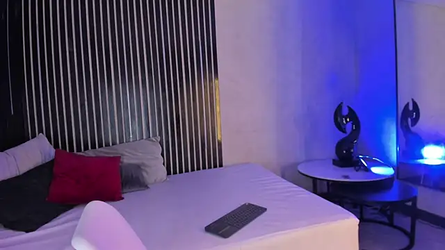 GraceCartier online show from 12.24.24