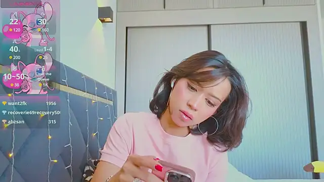 Mia Tin online show from 03.14.25