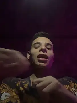 Snapshot of brianor89 chatting on 11.19.25 brianor89 online show from 11.19.25