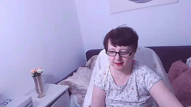 ChristaRose online show from 09.24.25