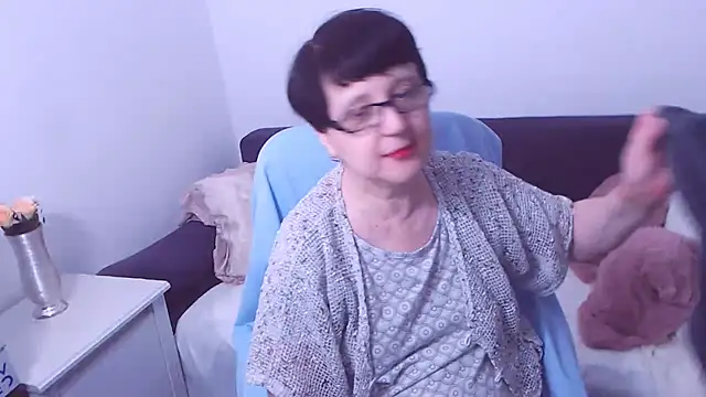 ChristaRose online show from 10.06.25