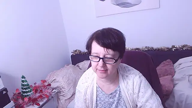 ChristaRose online show from 12.19.25