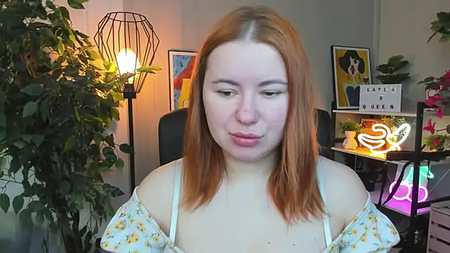 Snapshot of LAYLAxSTAR chatting on 02.09.26 LAYLAxSTAR online show from 02.09.26