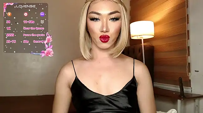 Local Hoelyx online show from 02.16.25