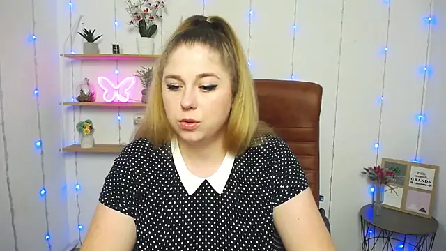 JessikaDaniel online show from 01.28.25