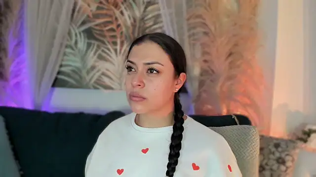 Nicolle W online show from 02.13.26