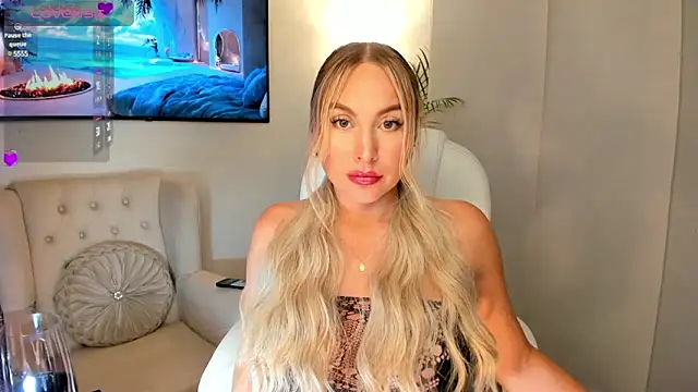 Lizz Tayler online show from 01.26.25