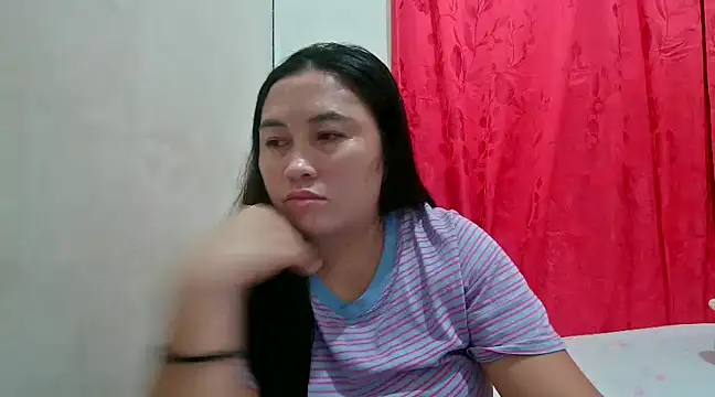 Snapshot of LalaiAsian chatting on 02.02.25 LalaiAsian online show from 02.02.25