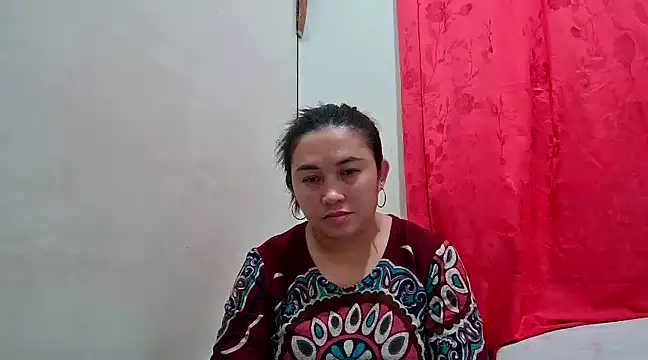 Snapshot of LalaiAsian chatting on 02.16.25 LalaiAsian online show from 02.16.25