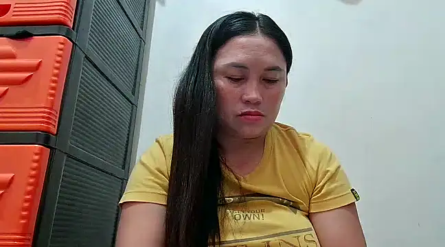 Snapshot of LalaiAsian chatting on 03.05.25 LalaiAsian online show from 03.05.25