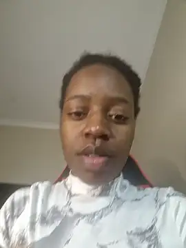 Snapshot of Sexynaughty_Gal chatting on 12.01.24 Sexynaughty Gal online show from 12.01.24