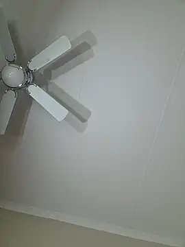 Snapshot of Sexynaughty_Gal chatting on 01.04.25 Sexynaughty Gal online show from 01.04.25