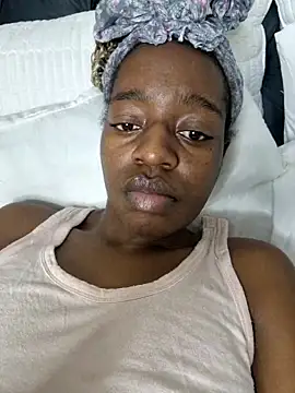 Snapshot of Sexynaughty_Gal chatting on 02.26.25 Sexynaughty Gal online show from 02.26.25