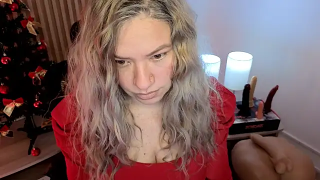 MarianL0ve online show from 12.02.25