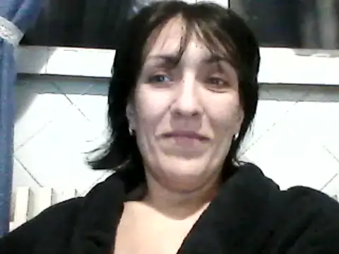 Snapshot of SunnyAmorre chatting on 12.24.24 SunnyAmorre online show from 12.24.24