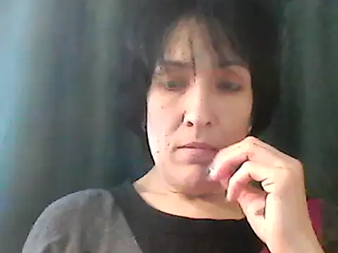 Snapshot of SunnyAmorre chatting on 01.04.25 SunnyAmorre online show from 01.04.25