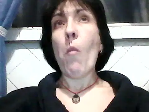 Snapshot of SunnyAmorre chatting on 01.12.25 SunnyAmorre online show from 01.12.25