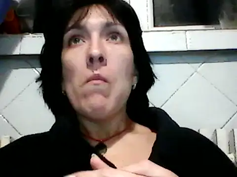 Snapshot of SunnyAmorre chatting on 01.16.25 SunnyAmorre online show from 01.16.25
