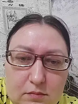 Snapshot of Rini333 chatting on 09.12.25 Rini333 online show from 09.12.25